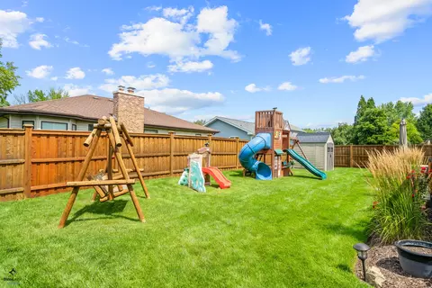 834 Faith Ln, Bartlett, IL 60103 photo 29