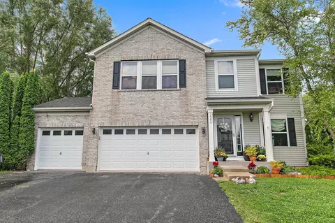 1506 Elizabeth Ct, Kirkland, IL 60146