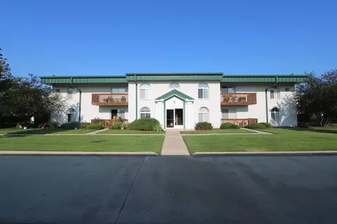 2851 Heritage Dr #1B, Joliet, IL 60435