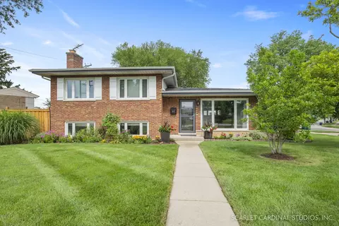 30 E Central Ave, Lombard, IL 60148