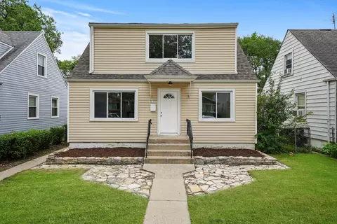 3635 W 85th St, Chicago, IL 60652