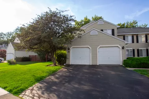 2496 Brunswick Cir #B1, Woodridge, IL 60517