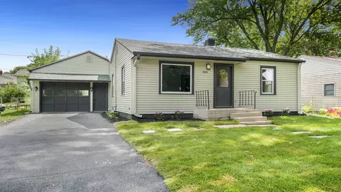 3024 15th St, Rockford, IL 61109