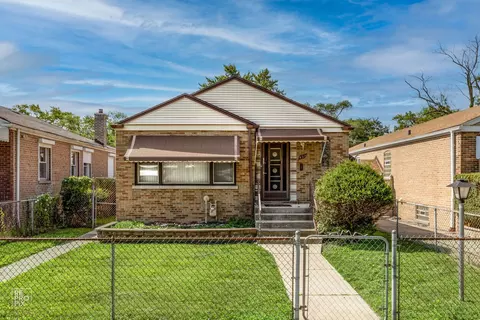 457 W 125th Pl, Chicago, IL 60628