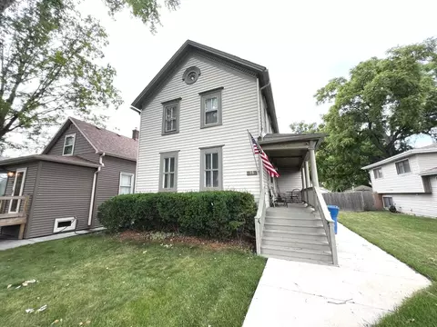 15 W 35th Pl, Steger, IL 60475