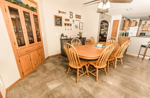 1015 4th Ave, Dixon, IL 61021 photo 6