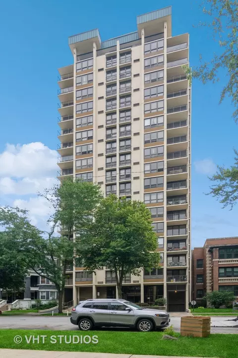 5471 S Hyde Park Blvd #5A, Chicago, IL 60615