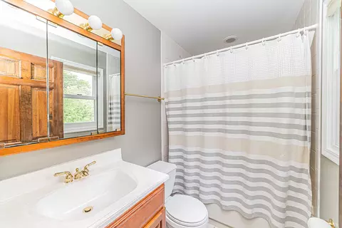 6483 Cape Cod Ct, Lisle, IL 60532 photo 16