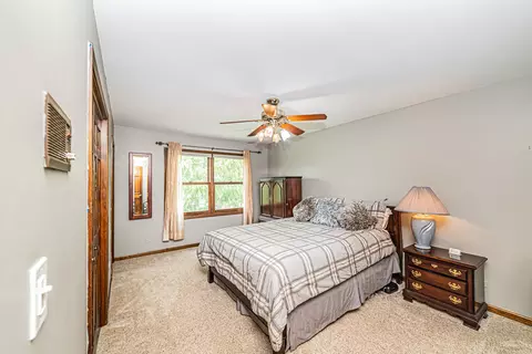 6483 Cape Cod Ct, Lisle, IL 60532 photo 15