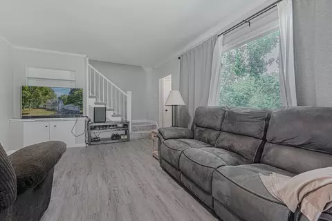 2422 Sterling Dr, Mchenry, IL 60050 photo 10