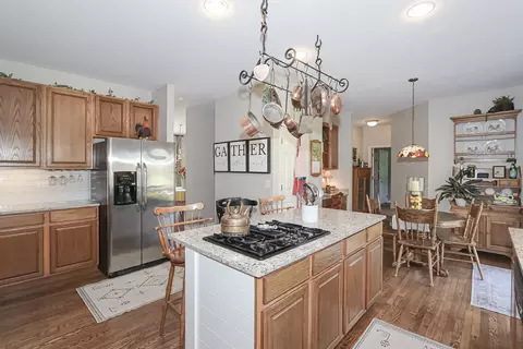 780 Par Dr, Algonquin, IL 60102 photo 12