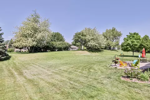 780 Par Dr, Algonquin, IL 60102 photo 36
