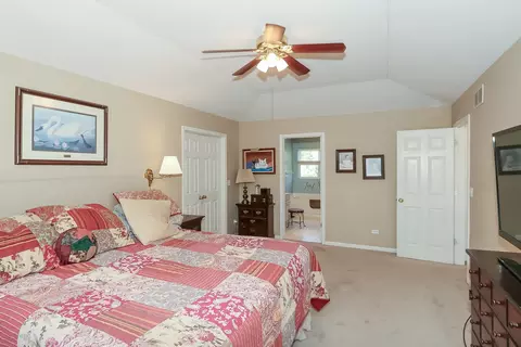780 Par Dr, Algonquin, IL 60102 photo 25