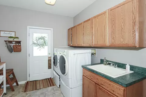 780 Par Dr, Algonquin, IL 60102 photo 23