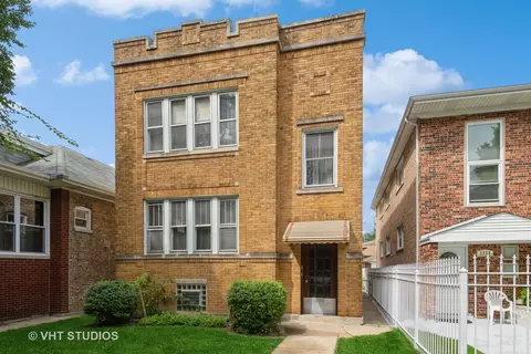 5826 N Rockwell St, Chicago, IL 60659