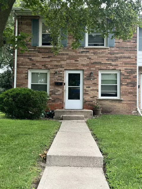 164 Hillcrest Ave, Kankakee, IL 60901