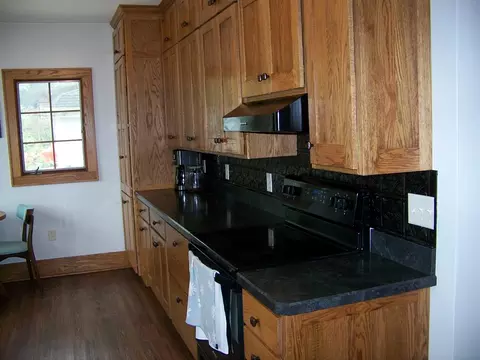 214 W John St, Forrest, IL 61741 photo 9