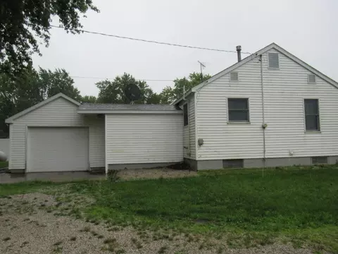 2486 County Road 2095 Rd, Thomasboro, IL 61878 photo 2