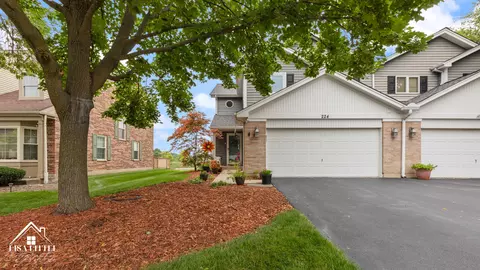 224 Carlisle Ave, Westmont, IL 60559