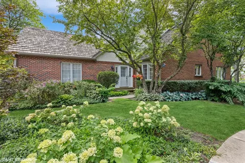 1172 Lynette Dr #1172, Lake Forest, IL 60045