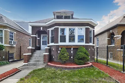 10038 S Aberdeen St, Chicago, IL 60643