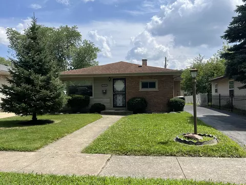 16451 Hermitage Ave, Markham, IL 60428