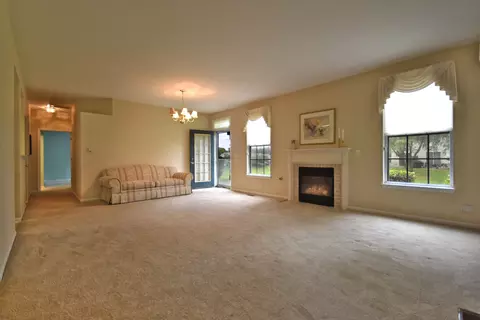 600 Howard Ave #600, East Dundee, IL 60118 photo 16