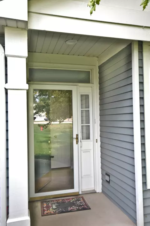 600 Howard Ave #600, East Dundee, IL 60118 photo 3
