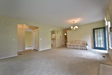 600 Howard Ave #600, East Dundee, IL 60118 photo 15