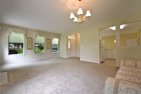 600 Howard Ave #600, East Dundee, IL 60118 photo 14