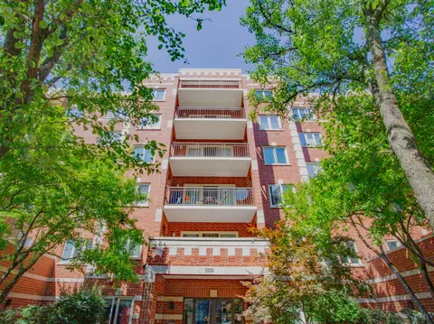 5000 Oakton St #206, Skokie, IL 60077