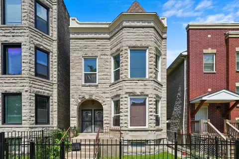 2740 W Wilcox St, Chicago, IL 60612