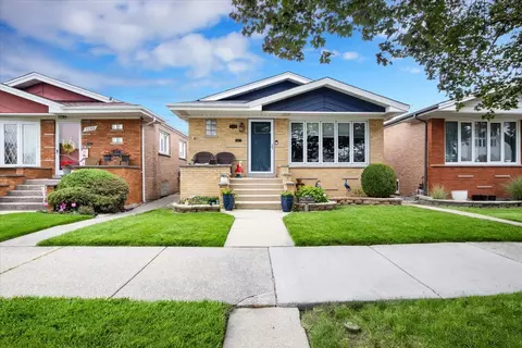 7036 W 64th St, Chicago, IL 60638