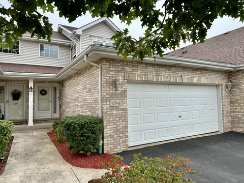 694 Schooner Dr, New Lenox, IL 60451