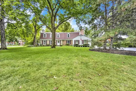 106 Michaux Rd, Riverside, IL 60546 photo 2