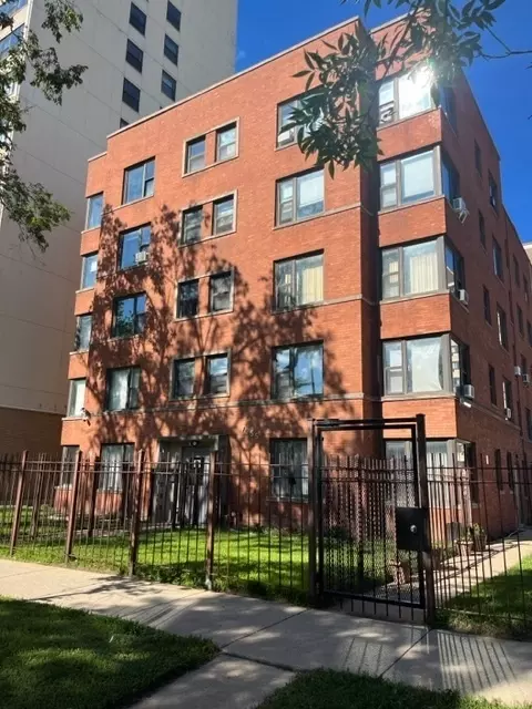 7355 S South Shore Dr #403, Chicago, IL 60649