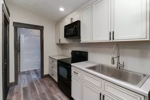 397 E Main St, El Paso, IL 61738 photo 9