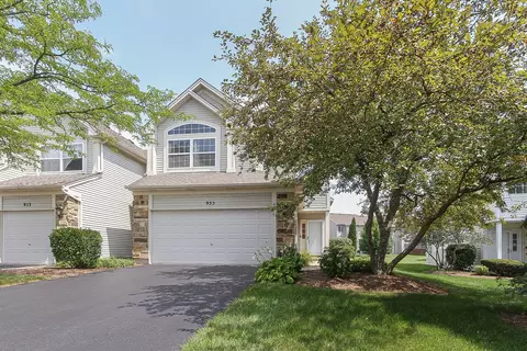 955 Viewpoint Dr, Lake In The Hills, IL 60156