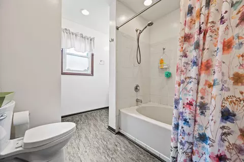 922 Mountain St, Aurora, IL 60505 photo 13