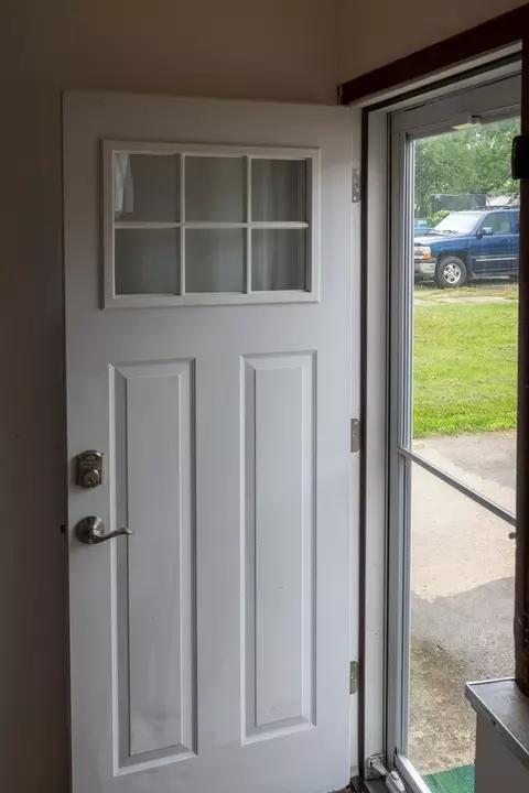 922 Mountain St, Aurora, IL 60505 photo 24