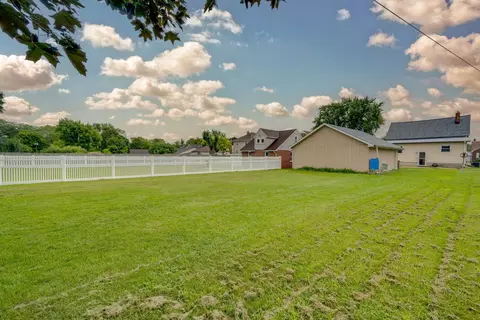 922 Mountain St, Aurora, IL 60505 photo 28