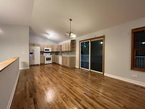 2005 Coolidge Ave, Johnsburg, IL 60051 photo 6