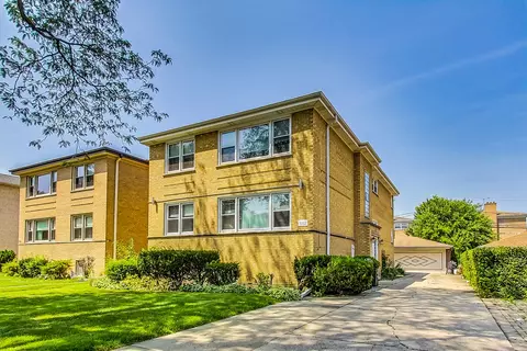 3332 W Columbia Ave, Lincolnwood, IL 60712