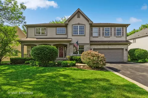 7433 Brentwood Ln, Gurnee, IL 60031