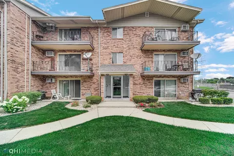 5315 Waterbury Dr #603, Crestwood, IL 60445