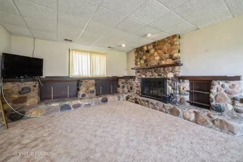 154 Scott Dr, East Dundee, IL 60118 photo 5