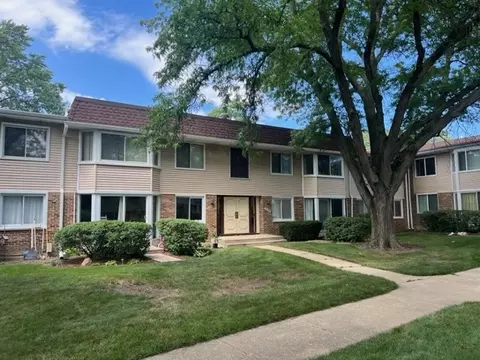 3008 Roberts Dr #3, Woodridge, IL 60517