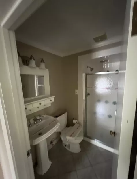 1011 Crest St, Wheaton, IL 60189 photo 14