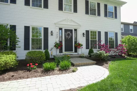 2468 Barkdoll Rd, Naperville, IL 60565 photo 2