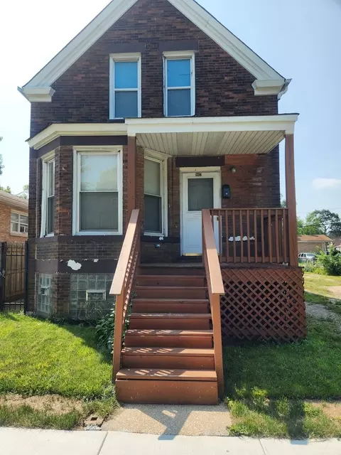 1917 W Marquette Rd, Chicago, IL 60636